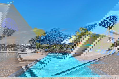 Foto 53 - Private Splash Pool + Carriage House, 1 House to Beach w/ Beach Chair Setup!