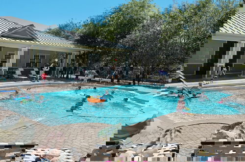 Foto 38 - Minutes to the Beach - Gated Community With 2 Pools