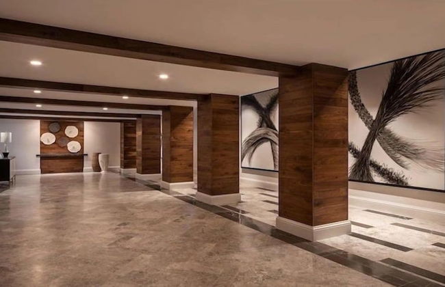 Ritz Carlton - Photo 27