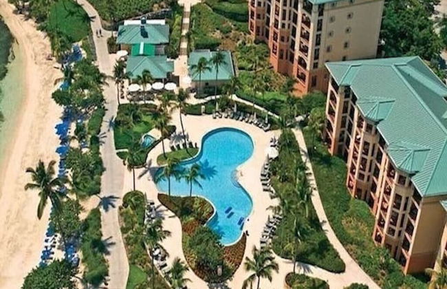 Ritz Carlton - Photo 16