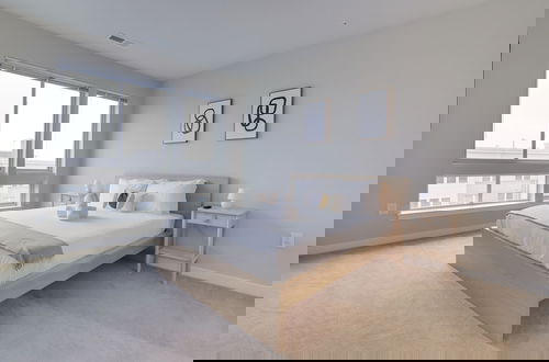 Photo 5 - Comfortable Apartment in Alexandria