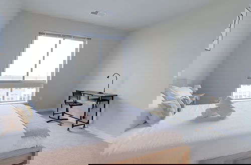 Photo 7 - Comfortable Apartment in Alexandria
