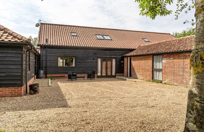 The Stables - Holly Tree Barns - Photo 1