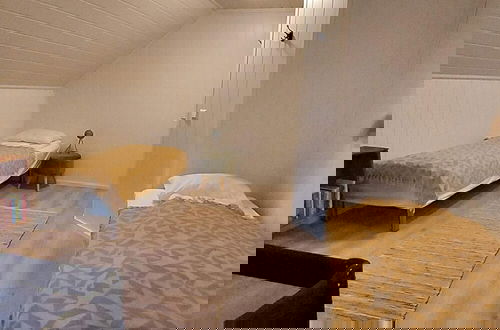Foto 6 - 12 Person Holiday Home in Bremnes-by Traum