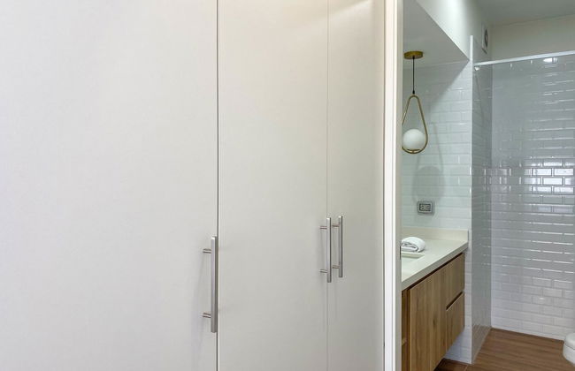 Beautiful 2BR With Balcony in Miraflores - Photo 19