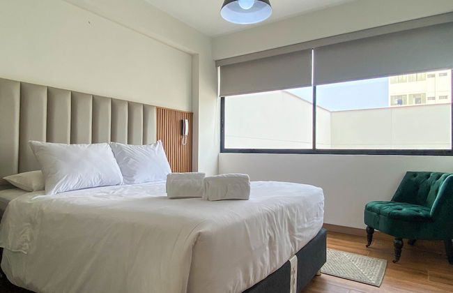 Beautiful 2BR With Balcony in Miraflores - Photo 23