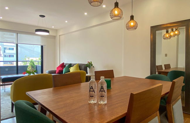 Beautiful 2BR With Balcony in Miraflores - Photo 3