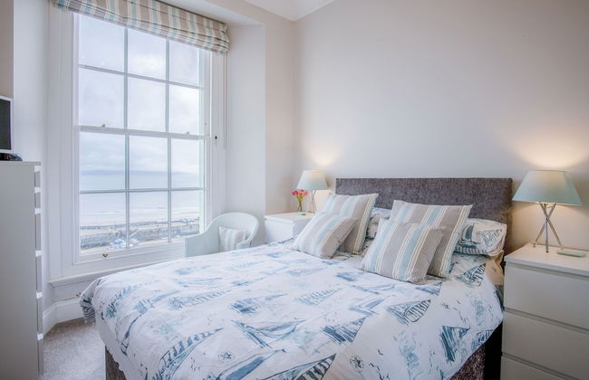 Belle Vue Court - 2 Bedroom Apartment - Tenby - Foto 5
