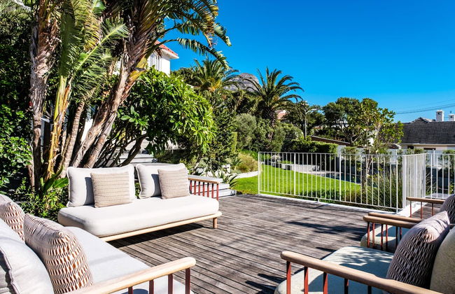 Magnificent Heritage Home w Sweeping Views of the City Oranjezicht Heritage - Photo 34