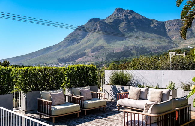 Magnificent Heritage Home w Sweeping Views of the City Oranjezicht Heritage - Photo 35