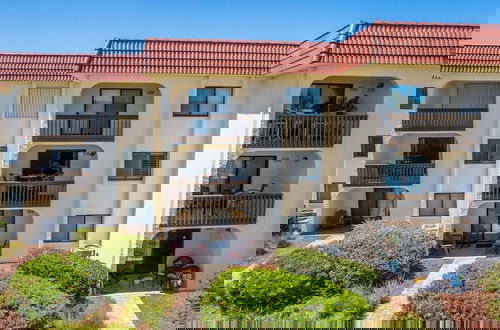 Foto 66 - Just Beachy~ocean View~2nd Fl 2 Bedroom Condo by RedAwning