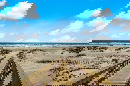 Foto 57 - Just Beachy~ocean View~2nd Fl 2 Bedroom Condo by RedAwning
