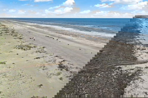 Foto 58 - Just Beachy~ocean View~2nd Fl 2 Bedroom Condo by RedAwning