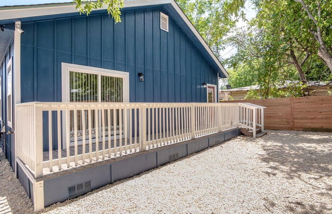 Beautiful Fenced 3BR 2BA Near Exciting Downtown - Foto 23