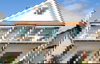 Photo 1 - Beautiful Beachfront House wth Balcony Sea Views
