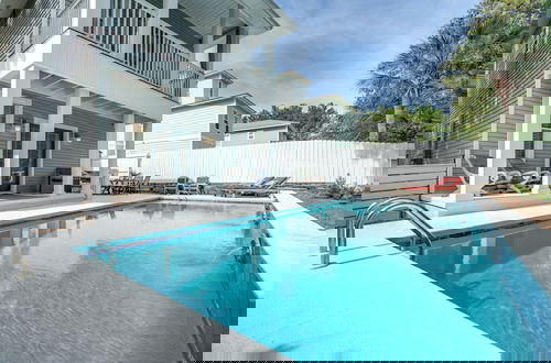 Foto 32 - Private Pool & .2 Miles to Beach + 4 Bikes - Heated Pool Option