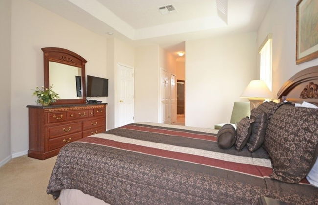 Corvina Villa 5 Bedroom Home by RedAwning - Foto 3