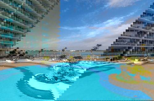 Foto 33 - Caribe 409D