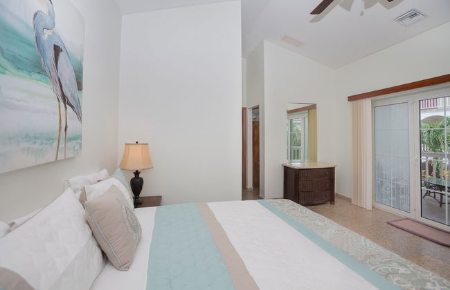 Lawson Rock - Yellowfish 211 2 Bedroom Condo by Redawning - Photo 2