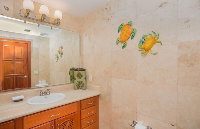 Lawson Rock - Yellowfish 211 2 Bedroom Condo by Redawning - Photo 13