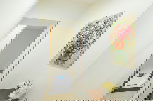 Photo 2 - Ros'House