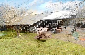 Foto 1 - 8 Person Holiday Home in Kirke Hyllinge