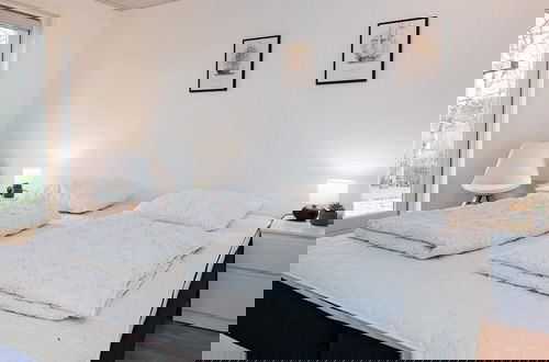 Foto 2 - 7 Person Holiday Home in Ebeltoft