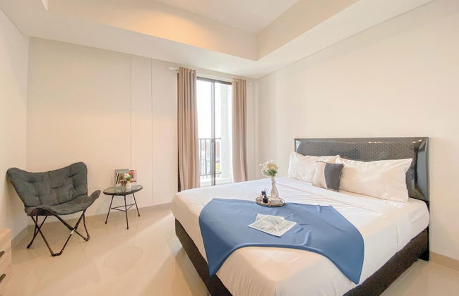 Spacious And Homey Studio At Cleon Park Apartment - Foto 1