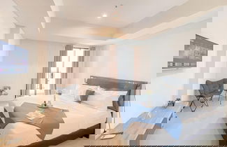 Foto 2 - Spacious And Homey Studio At Cleon Park Apartment