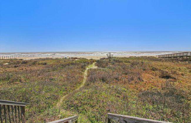 Bishop's Beach - Photo 35