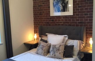 Photo 3 - Spacious 1 Bedroom Split Level Old Pub Conversion Tower Bridge