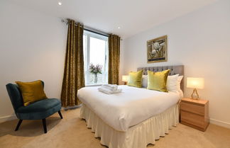 Photo 2 - Kew Bridge Apartments