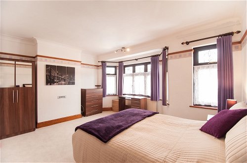 Photo 1 - Watford stays - 4bed house