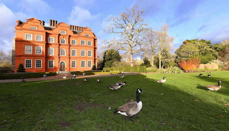 Photo 1 - Grand Apartments Kew Gardens