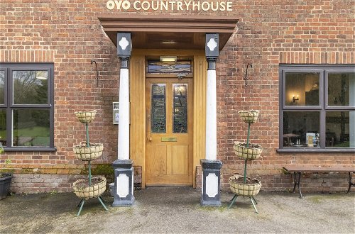 Photo 40 - OYO Elm Farm Country House, Norwich Airport
