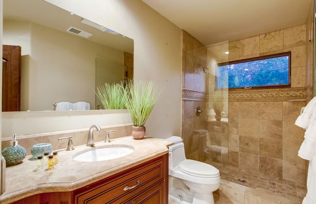 Tropical 5BR La Jolla Retreat by NamaStay - Foto 41