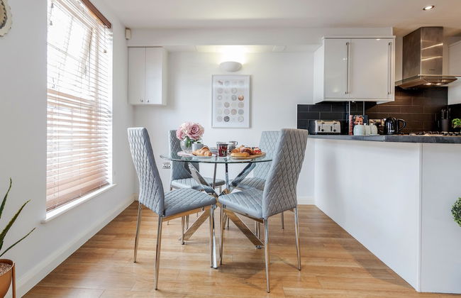 Spacious Apartment In The Heart Of Windsor - Foto 14
