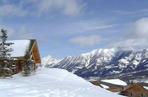 Photo 20 - Cowboy Heaven Cabins