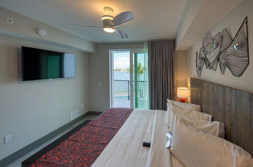 Photo 17 - FUSION Resort Waterfront Suites