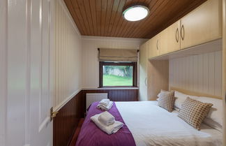 Photo 2 - Conifer Lodge 25 With Hot Tub, Newton Stewart