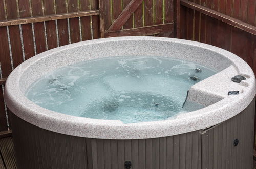 Photo 11 - Conifer Lodge 25 With Hot Tub, Newton Stewart