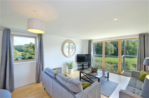 Foto 10 - Modern two Bedroom Aberdeen Apartment With River Views