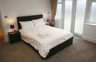 Photo 2 - 2 Bed Apt in Chorleywood Near Station