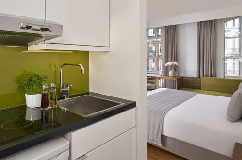 Photo 2 - Citadines South Kensington London