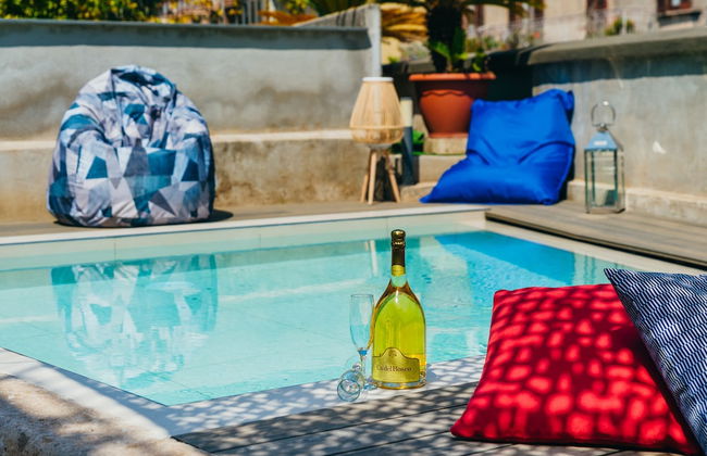 Spacious Villa with 4 rooms, pool, solarium & garden - Photo 31