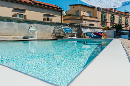 Photo 21 - Spacious Villa with Pool