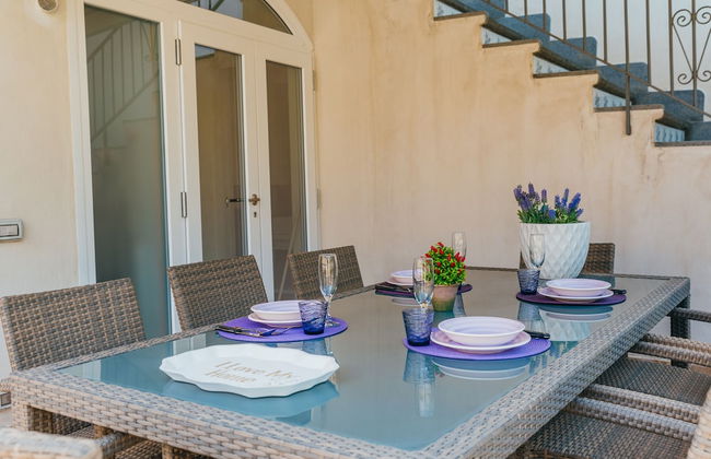 Spacious Villa with 4 rooms, pool, solarium & garden - Photo 29