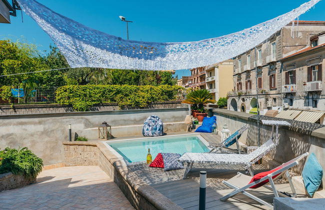 Spacious Villa with 4 rooms, pool, solarium & garden - Photo 25