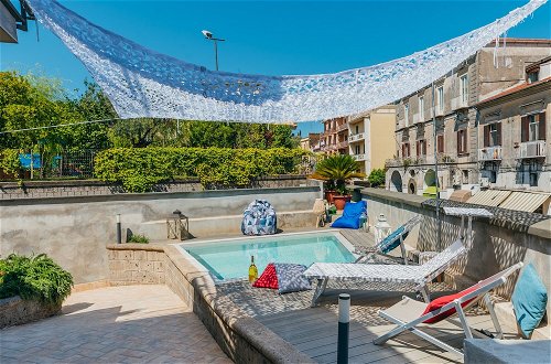 Photo 25 - Spacious Villa with 4 rooms, pool, solarium & garden