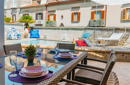 Foto 28 - Spacious Villa with 4 rooms, pool, solarium & garden